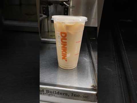 CAFÉ GELADO DUNKIN DONUTS COM CREME E AÇÚCAR @dunkinph7493 @Dunkin-Donuts #dunkin #icedcoffee