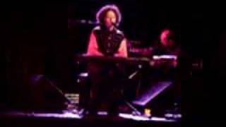 Gilbert O'Sullivan - Miss my love today (live)