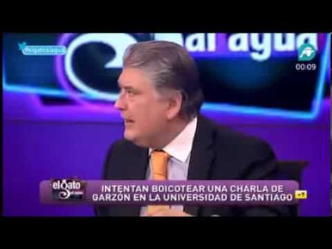 Boicotean a Baltasar Garzón los independentistas gallegos al grito de 'traidor'