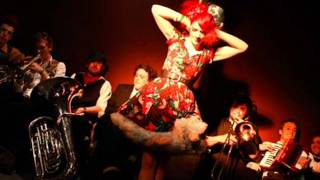 The band called out for more. Gabby Young And The Other Animals.