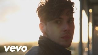 Aiden Grimshaw - Curtain Call (Behind The Scenes)