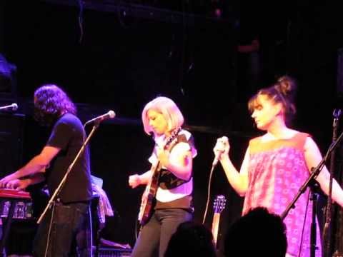 THE JULIE RUIN Oh Come On BOWERY BALLROOM NYC September 3 2013