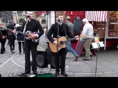 The Caverners 60's Duo At Newark Market Place - Wonderful