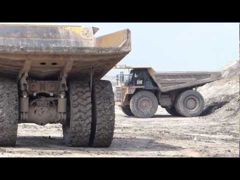 Caterpillar Dump Trucks