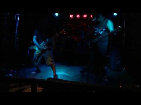 LAGRIMAS DE HAMBRE - SUEÑO DE ESPANTAPÁJAROS EN EL METAL MOSH FEST