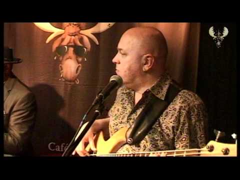 Big Daddy Wilson - On the run Live @ the Bluesmoose café