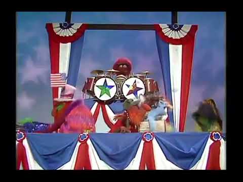 The Muppet Show - 317: Spike Milligan - “America” (1979)