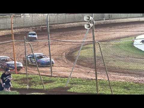 Modified Sedans Heat 4 VMPA Round 4 Premier Speedway Warrnambool 21/02/2025