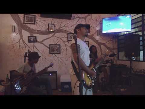 Bastian Cozy Ft Rebel Warriors - Get Up Stand Up (Live Reis Bistro Coffee Bar)