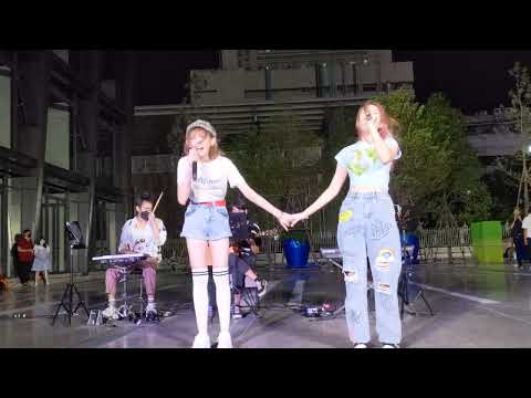 [Fancam] Summer & Bell HatoBito - [cover] Morvasu @ Siam Square Walking Street