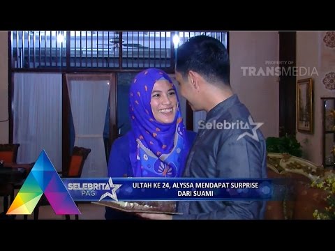 SELEBRITA PAGI ON THE WEEKEND - KOMIKA JUGA MANUSIA BIASA