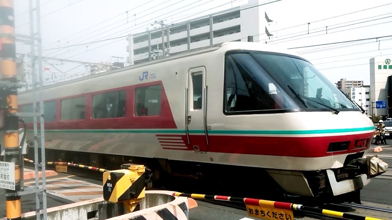 日本の踏切と電車 パート１ / JAPAN RAILROAD CROSSING TRAIN PART1