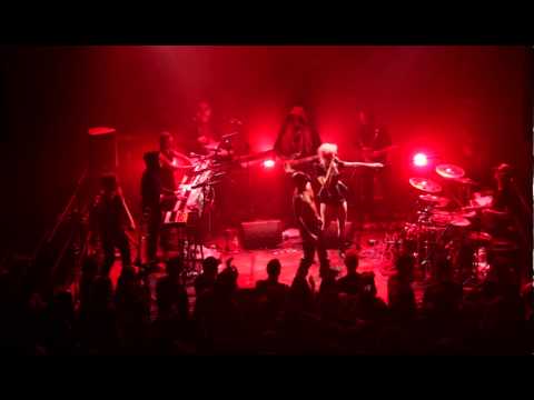 DUBMARINE - Firestarter ( The Prodigy)