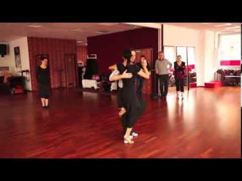 Synchronized Adornos, Decorations, Pauses | michelle + joachim