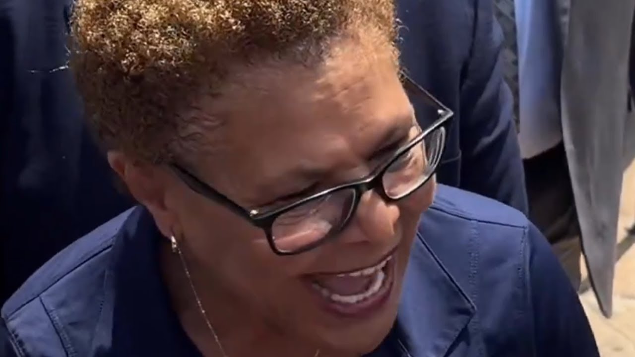 Karen Bass LOSES HER SH*T after Border Patrol conducts raid near Gavin Newsom event