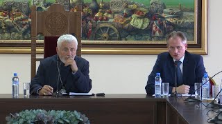 Տեր Եզրաս արքեպիսկոպոս Ներսիսյանը պարգևատրվել է Ալեքսանդր Նևսկու շքանշանով