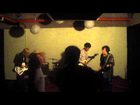 The Veggers - warmup + "Cherry Go-Go"