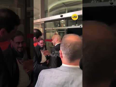 الركراكي يغادر الندوة مبتسمًا بعد تكريم وهبي