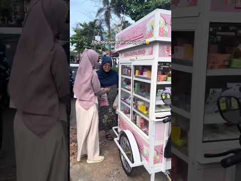 Jual skincare keliling, siapa yang mau? 🌟 Dapatkan produk kecantikan favoritmu sambil jalan-jalan! 🛍️