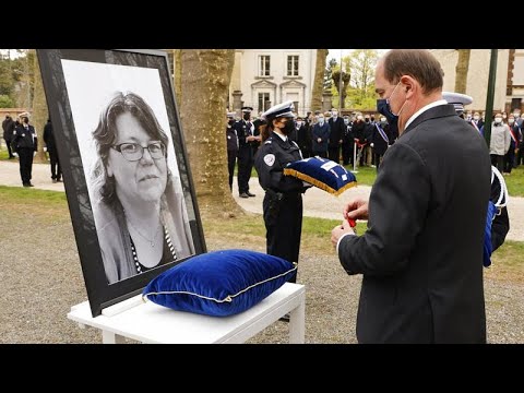 "Blutrünstiger Fanatismus": Trauerfeier für getötete Polizistin