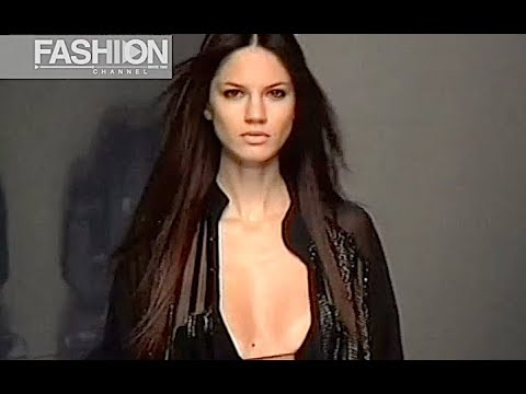 C'N'C CoSTUME NATIONAL Spring 2007 Milan - Fashion Channel