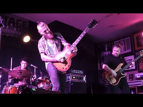 Ben Poole - Dirty Laundry - 2023-10-01 Backstage at The Green, Kinross (2 of 7)