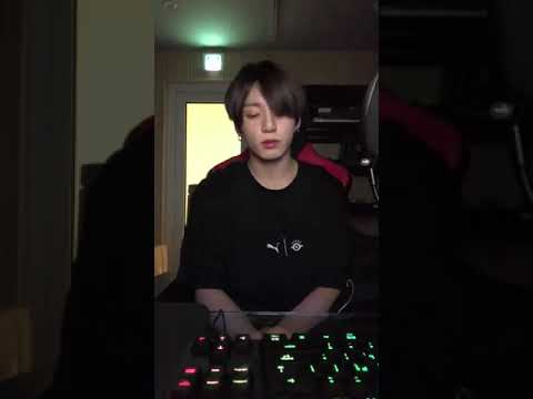 180227 BTS #JUNGKOOK  Singing Twitter Video