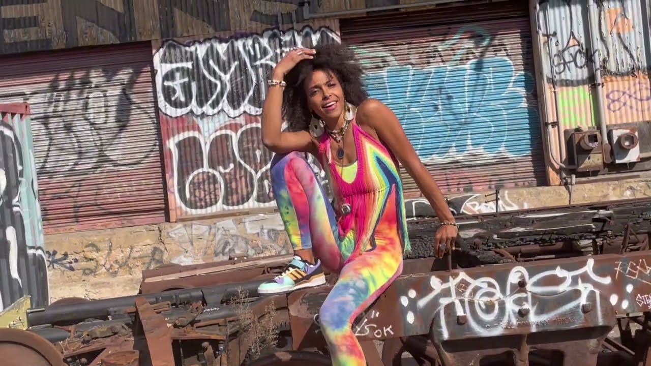 Freak Show thumbnail