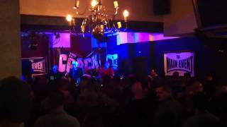 The Crack the troops have landed