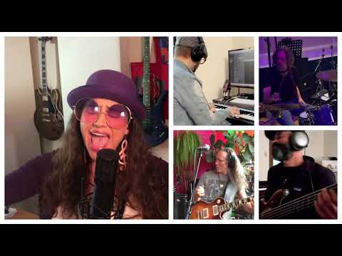 Pamela Parker's Fantastic Machine plays Get It While You Can made famous by Janis Joplin