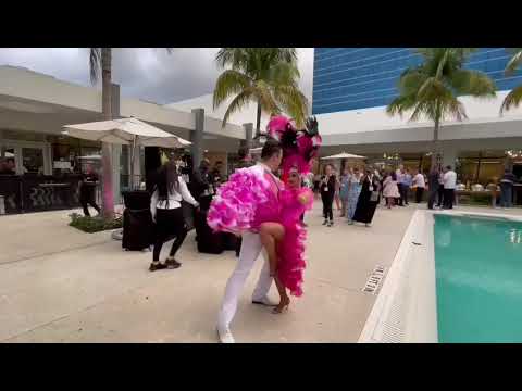 Promotional video thumbnail 9 for Latin Social Band