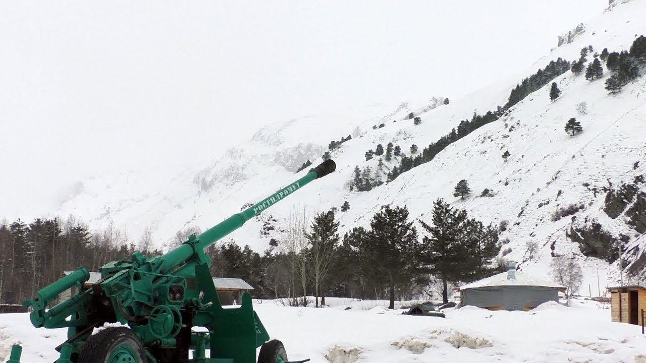 Эльбрус: Охотники за лавинами