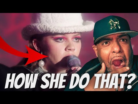 MAGICAL!!!!!! | VERO Presents: CHINCHILLA - FINGERS Live for HungerTV | REACTION!!!!!!!