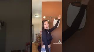 Braless no bra bouncy bouncing boobs dancing tiktok nip slip boob