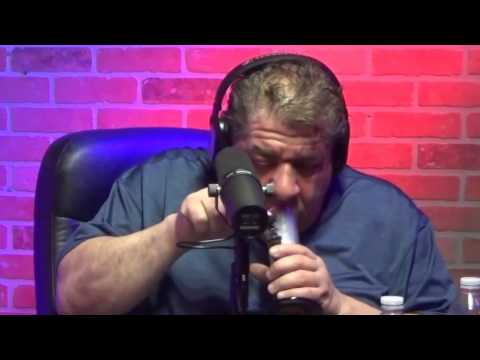 HOW TO DO THE PERFECT  BONG HIT FT JOEY DIAZ!