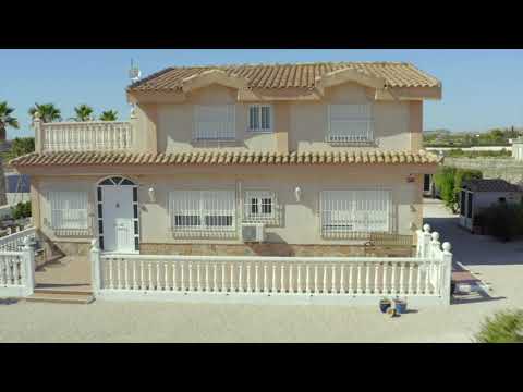 A vendre à Fortuna : Grande villa avec appartement séparé et casita  ( CVBB1272 )