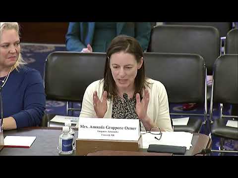 Senator Shaheen Welcomes Granite State Small Business Owner at Small Business Committee Hearing
