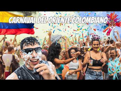 ¿Has estado alguna vez en un CARNAVAL así? DESCONTROL en MÁLAGA Santander COLOMBIA