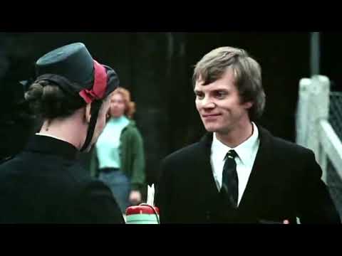 O Lucky Man! (1973) - East End segment