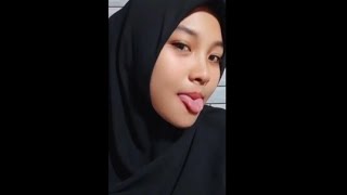 Download lagu Bigo Hijab Goyang Lidah. mp3