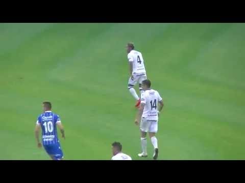 Primer gol de Jose Luis Gomez con la camiseta de Lanus ante Godoy Cruz