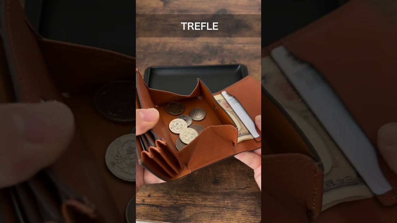 小銭入れがボックスタイプ！しっかりとした仕立ての折り財布