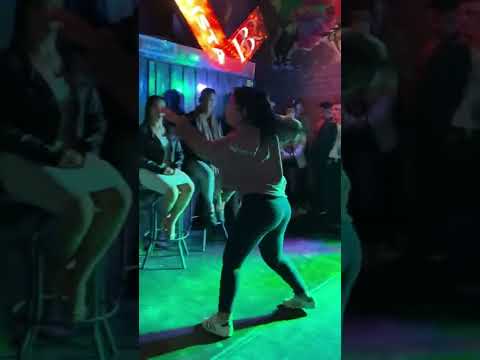 Salsa battle woman VS man
