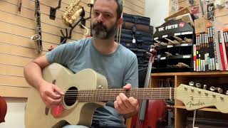 Video thumbnail for Fender Newporter player demo by Folkies Music