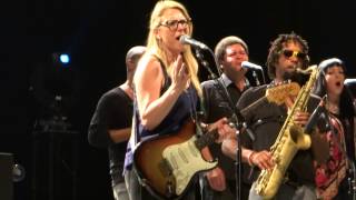 Tedeschi Trucks Band 2015-07-15 Charlotte, NC - There's A Break In The Road