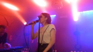 Chvrches - By The Throat (HD) - Birthdays - 25.09.13