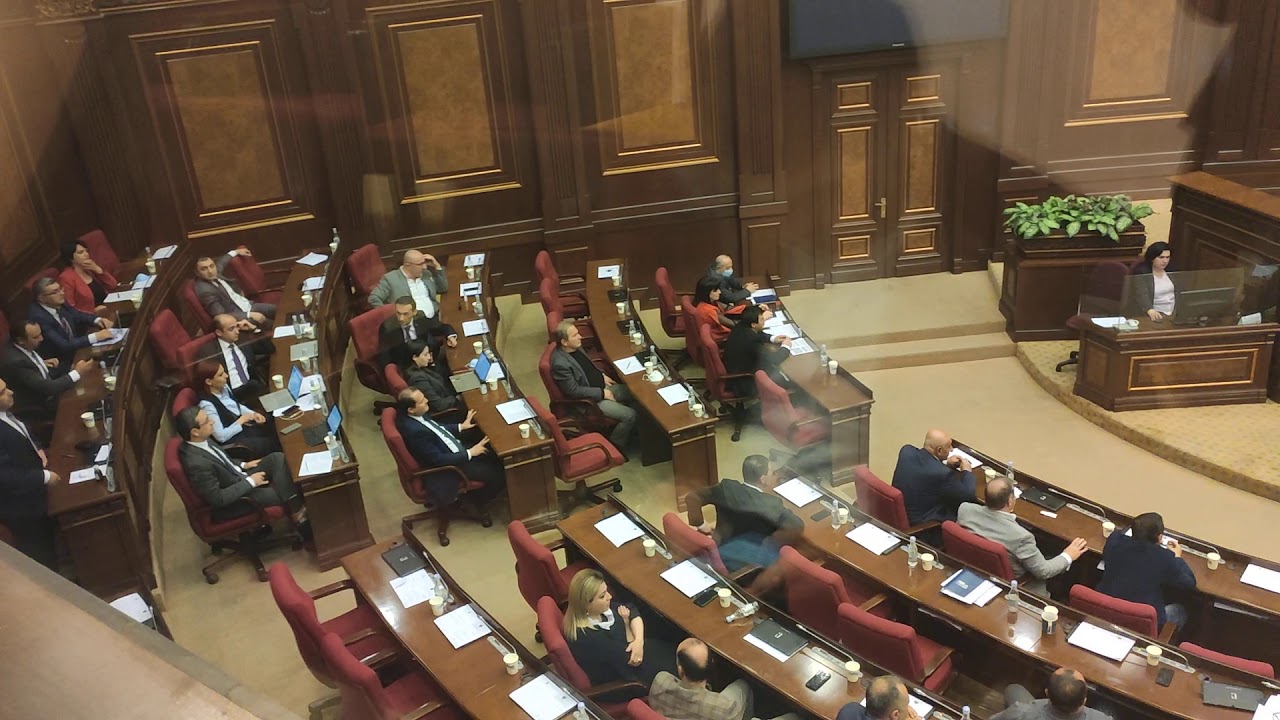 Այ հոգնած տրյապկա. Սիմոնյանը` Մարուքյանին