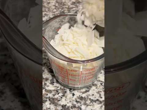 Can You Melt Candle Wax in a Microwave Safely? #candlemakingtutorial #candlemakingathome