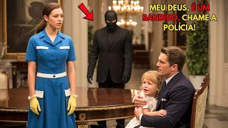 Bandido invade casa de milionário, mas não esperava que a faxineira deles era uma...