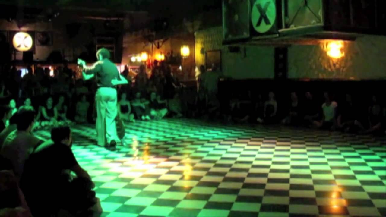Bruno Tombari + Mariangeles Caamaño - Practica X (dic 2010) - tango